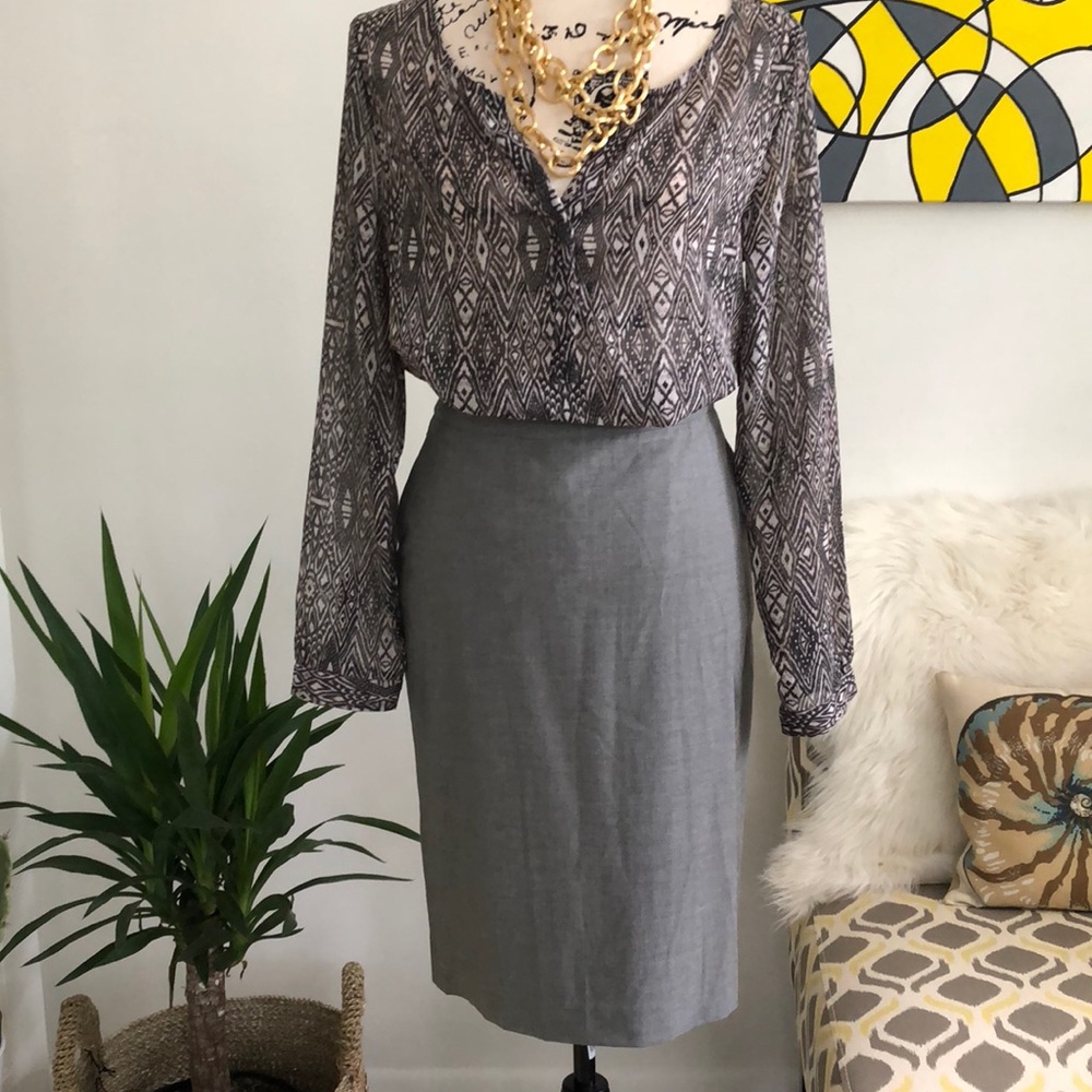 Old Navy Low Waist Pencil Skirt